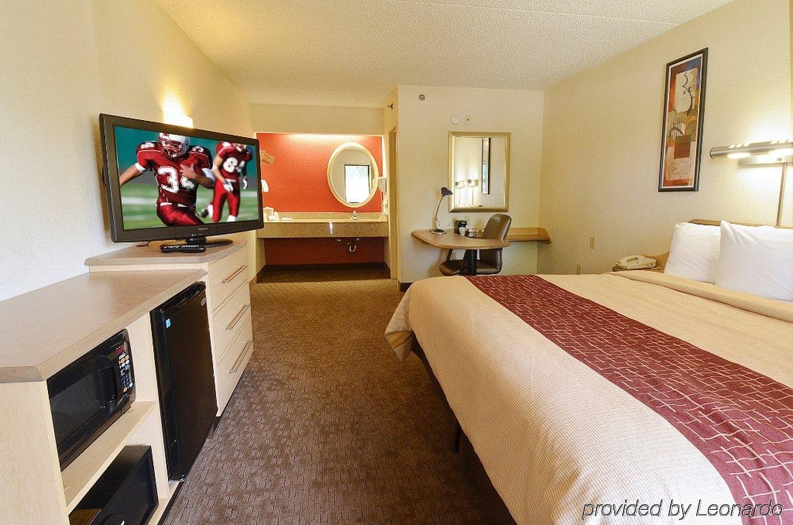 Red Roof East - Casino District Motel 2*